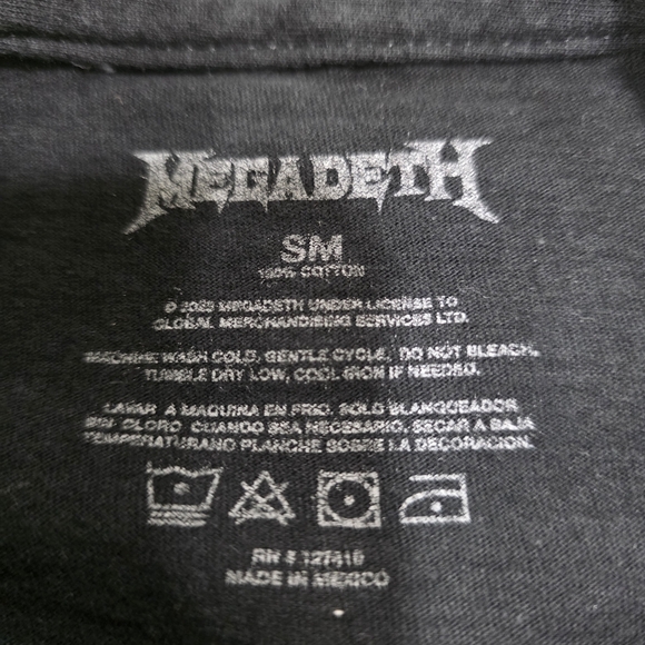 Megadeth Vic Rattlehead Black Short Sleeve Graphic TShirt Size S/M - Picture 10 of 11
